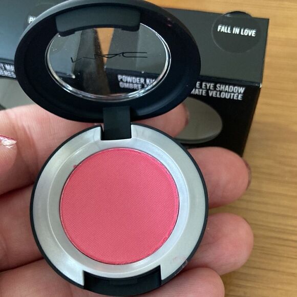 Mac Powder Soft Matte Eyeshadow-My Tweedy, Per-Suede Me & Fall In Love - Picture 4 of 6